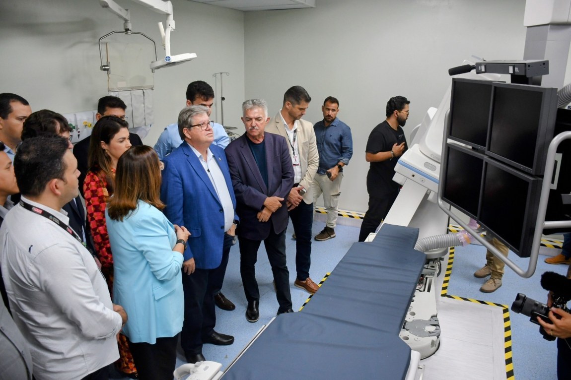 João Azevêdo entrega primeiro equipamento de cintilografia da rede pública de Saúde da Paraíba no Metropolitano e reforma no Trauma de João Pessoa
