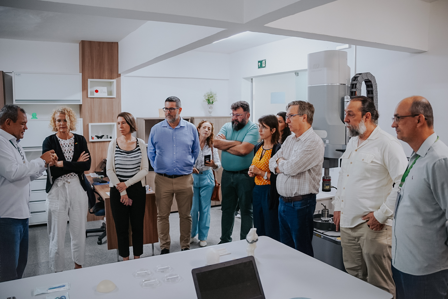 22.05.2024 - Visita Delegação Alemã LAB CERTBIO - Mateus de Medeiros-32 (1).JPG