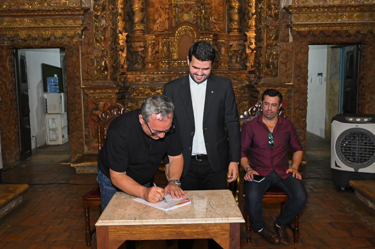 10_12_2025 Assinatura do Termo de Formento com a Arquidiocese São Francisco (Daniel Medeiros) (35).jpg
