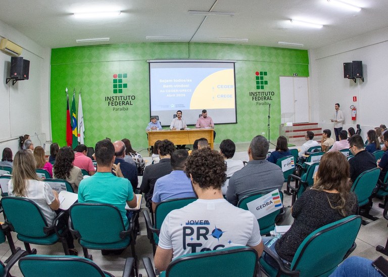 Evento do CREGE-CERGE_Delmer Rodrigues (2).jpg