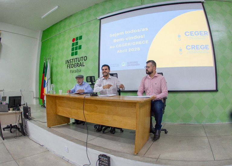 Evento do CREGE-CERGE_Delmer Rodrigues (4).jpg