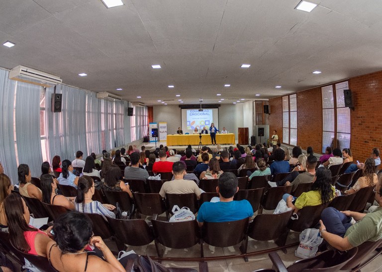 Formação de Educafores Educação Emocional_Delmer Rodrigues (7).jpg
