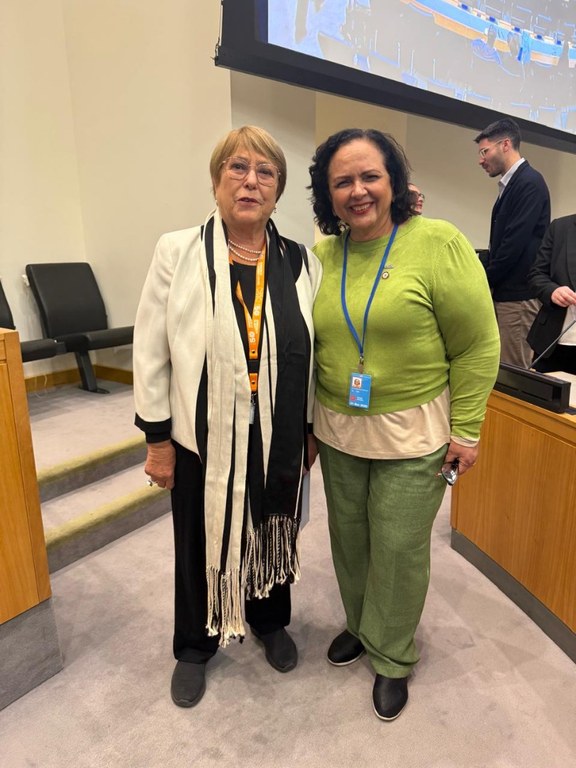 com a ex presidenta da Michele Bachelat.jpeg