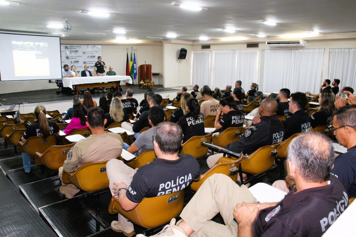 Cerimônia de Entrega dos Certificados do Curso de Formação com Foco em Técnicas de Ensino