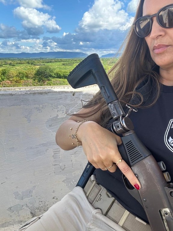 Cadeia Feminina de Cajazeiras tem nova direção_policial penal RenataKarineMarquesPenaAbrantes_3.jpg