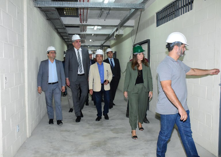 Comitiva do TJ inspeciona obras do Complexo Penitenciário de Gurinhém_2