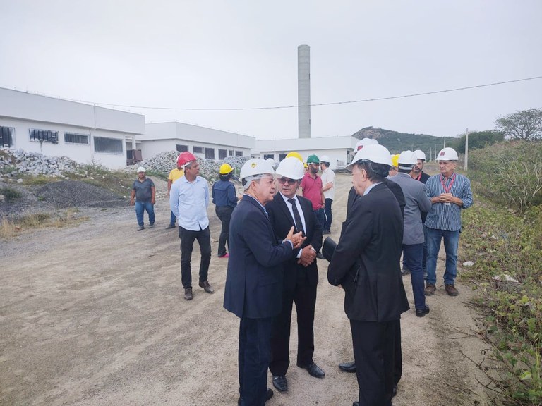 Comitiva do Tribunal de Justiça faz visita de inspeção às obras do Complexo Penitenciário de Gurinhém_17.jpg