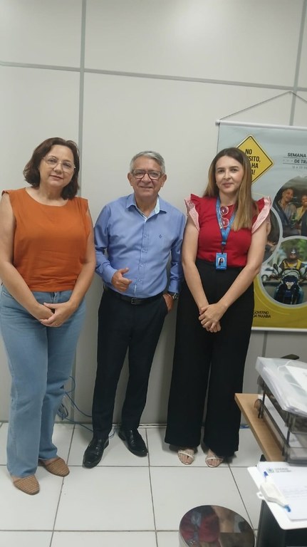 Escritório Social fortalece parcerias+3.jpg