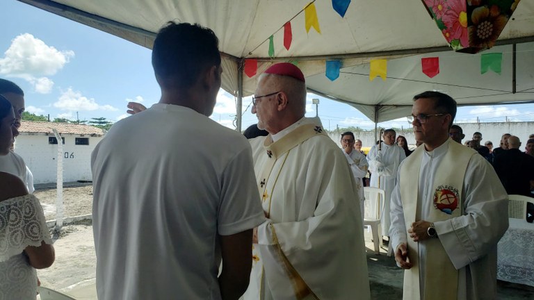 Missa realizada no Presídio Sílvio Porto celebra os 10 anos de atuação da juíza Andréa Arcoverde e prepara reeducandos para casamento católico_11