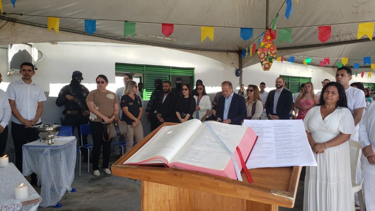 Missa realizada no Presídio Sílvio Porto celebra os 10 anos de atuação da juíza Andréa Arcoverde e prepara reeducandos para casamento católico_26