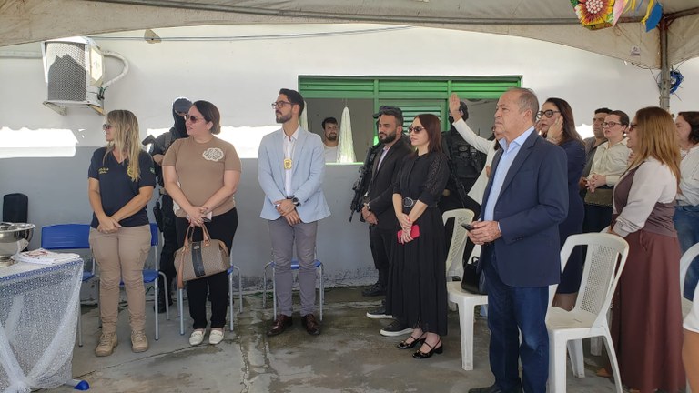 Missa realizada no Presídio Sílvio Porto celebra os 10 anos de atuação da juíza Andréa Arcoverde e prepara reeducandos para casamento católico_27
