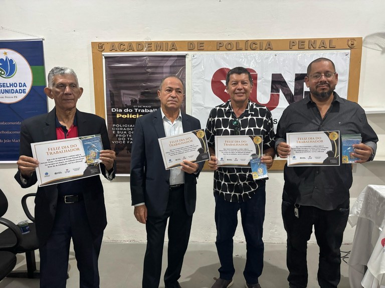 Policiais Penais são homenageados em alusão ao Dia do Trabalhador_14.jpg