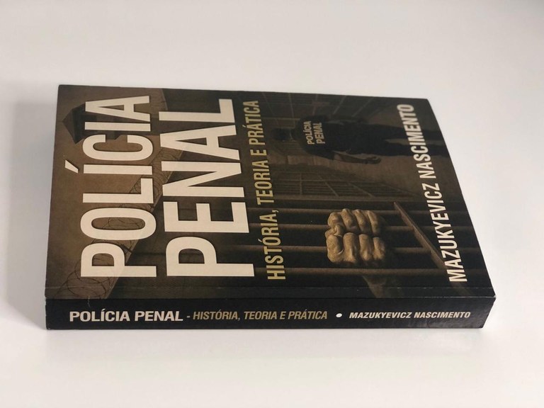 Livro Polícia Penal_História_Teoria e Prática_2.jpeg