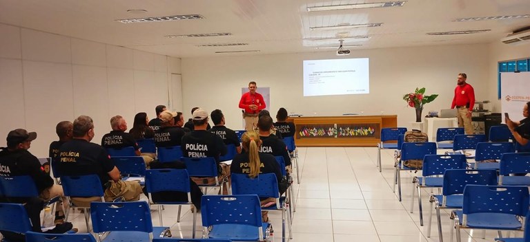 Seap inicia curso de Armamento e Tiro no Polo Patos_12