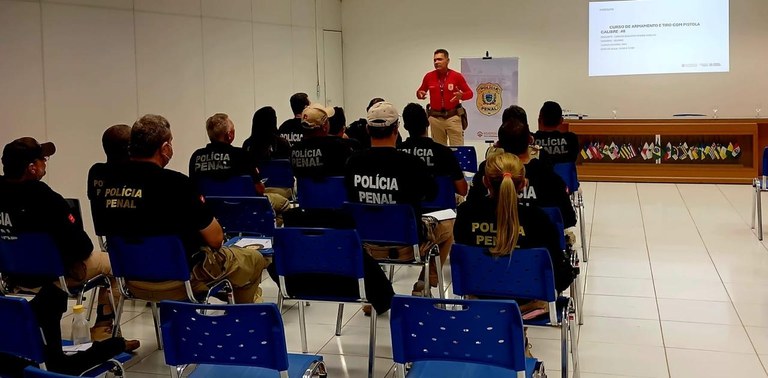 Seap inicia curso de Armamento e Tiro no Polo Patos_10