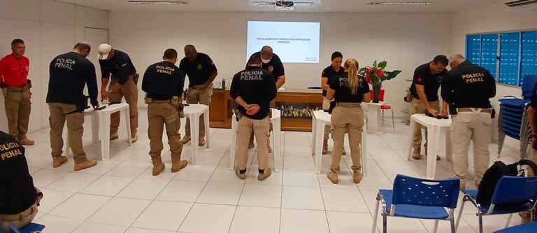 Seap inicia curso de Armamento e Tiro no Polo Patos_11