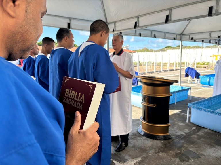Seap-PB destaca Importância da Assistência Socioespiritual em Batismo de 200 Privados de Liberdade_12.jpg