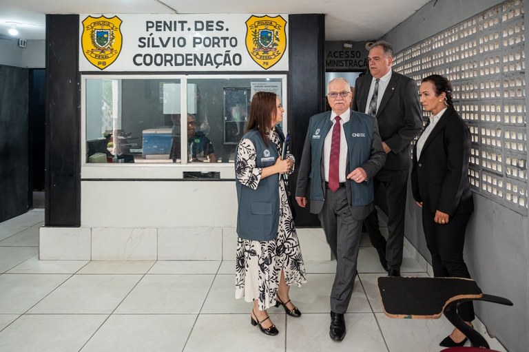 ministro Fachin realiza inspeção em presídio da Paraíba_16.jpg