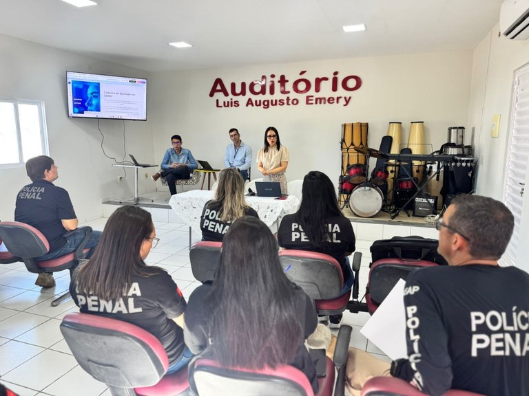 TJPB realiza treinamento sobre o sistema SAREF na Penitenciária Feminina Júlia Maranhão_2.jpg