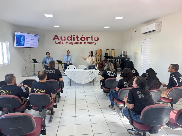 TJPB realiza treinamento sobre o sistema SAREF na Penitenciária Feminina Júlia Maranhão_4.jpg