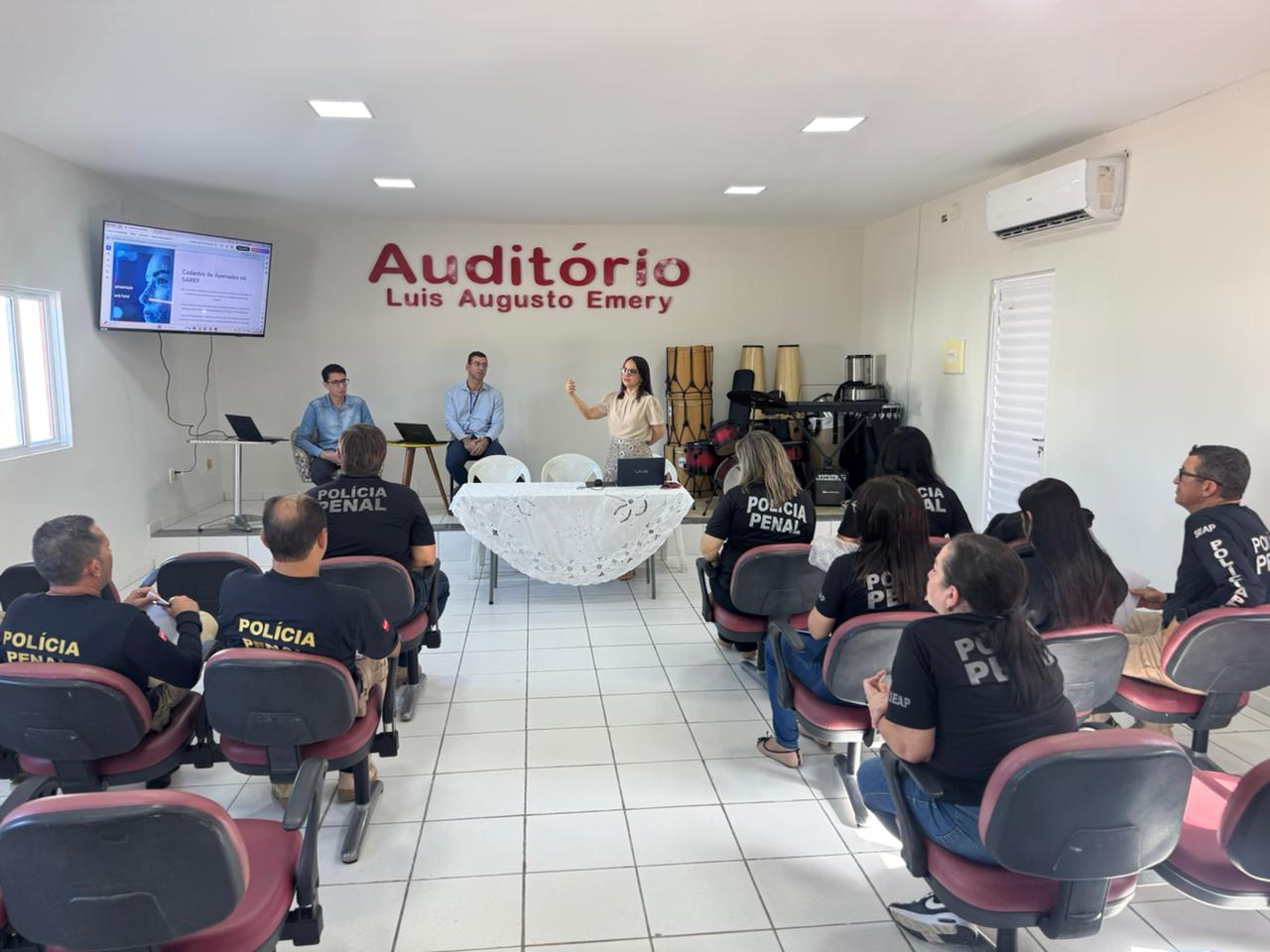 TJPB realiza treinamento sobre o sistema SAREF na Penitenciária Feminina Júlia Maranhão_4.jpg