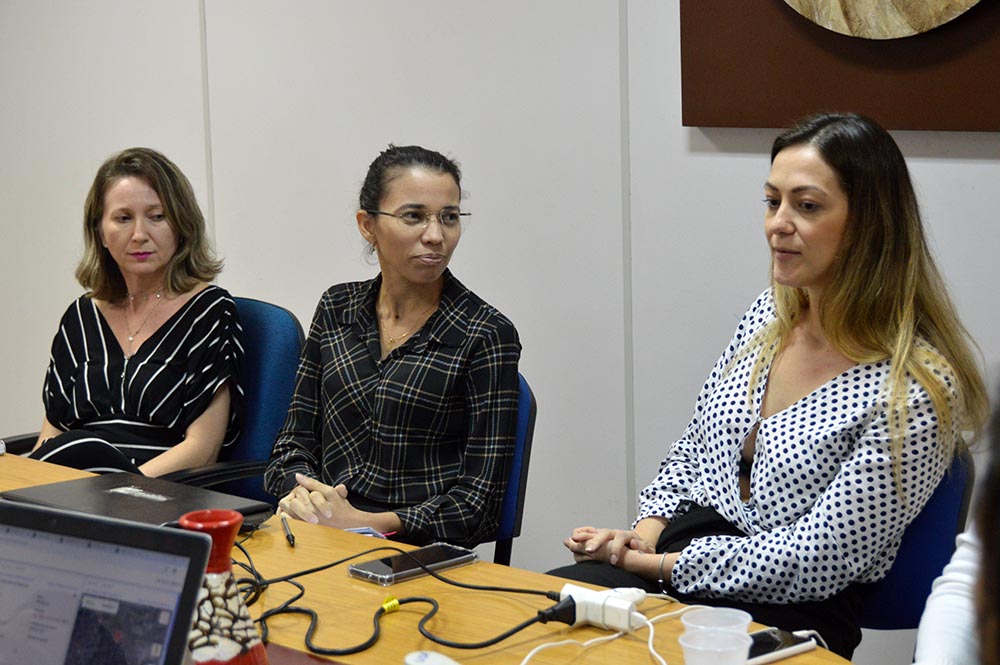 03-10-19 Reunião Com Argentinos na SEDH Foto-Alberto Machado  (7).JPG