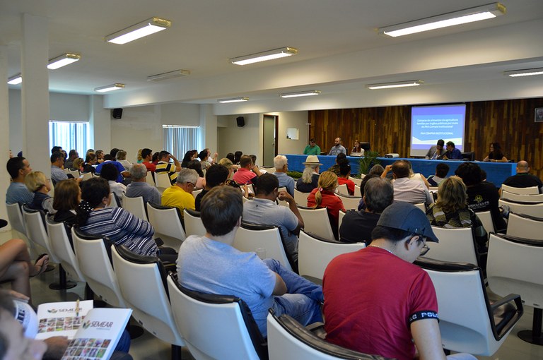 07-11-20 Reunião Compra da Agricultura Familiar - foto Luciana Bessa (19).JPG